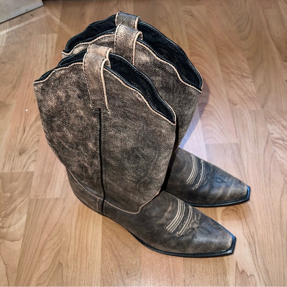 Rockin Country Western Boots - Picture 3 of 4